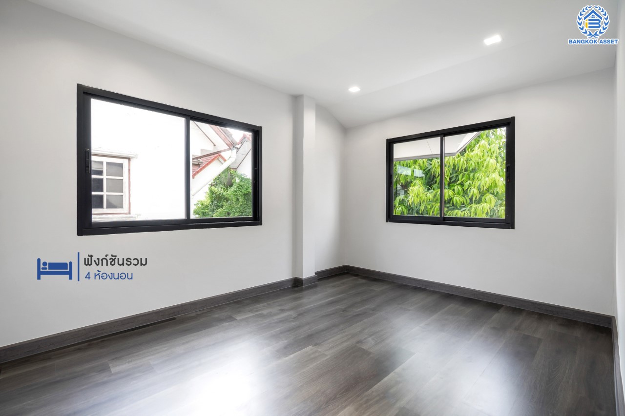 บ้านมือสองตกแต่งใหม่ ม.กฤษดานคร16-17 บรมราชชนนี-พุทธมณฑลสาย3 เนื้อที่ 60 ตร.ว. ฟังก์ชัน 4 ห้องนอน 3 ห้องน้ำ 1 ห้องอเนกประสงค์ จอดรถได้ 2 คัน บนทำเลศักยภาพ เชื่อมต่อเมืองอย่างรวดเร็ว ใกล้ทางคู่ขนานลอยฟ้าบรมราชชนนี ม.มหิดล เซ็นทรัลศาลายา และทางด่วน ฯลฯ...